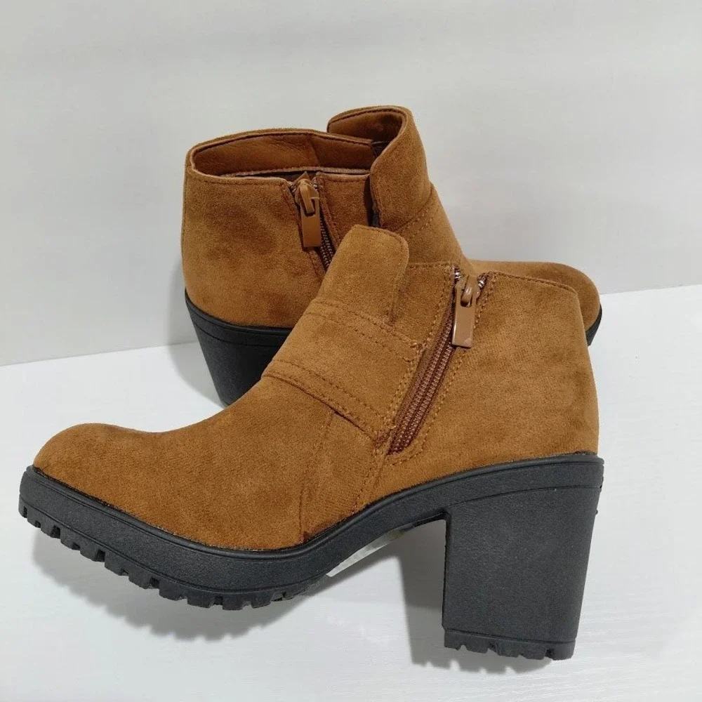 Forever Ankle Boots Women Brown Faux Suede Gold Buckle Block Heel Zip Size 6.5